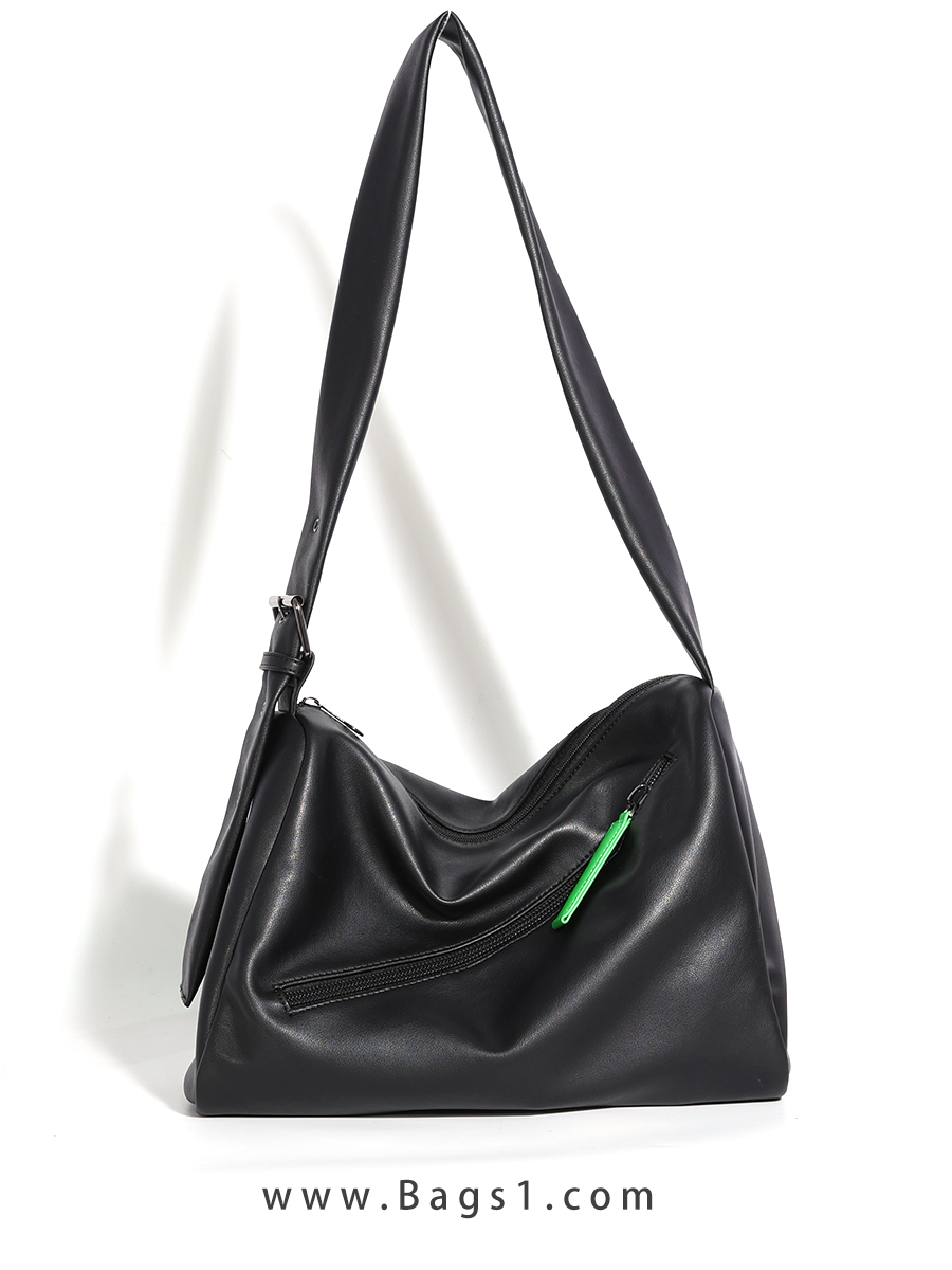 Med Shoulder Bag（中号单肩）