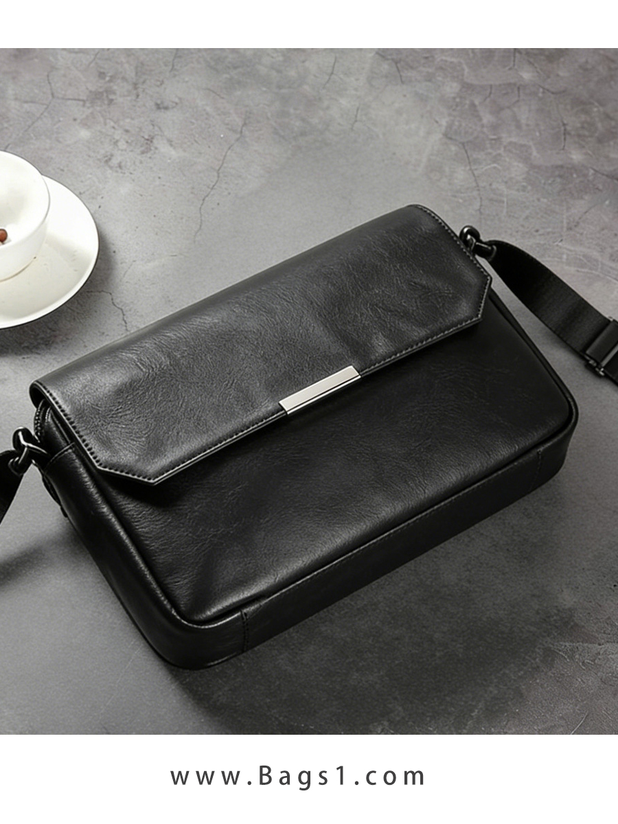 Med Shoulder Bag（中号单肩）