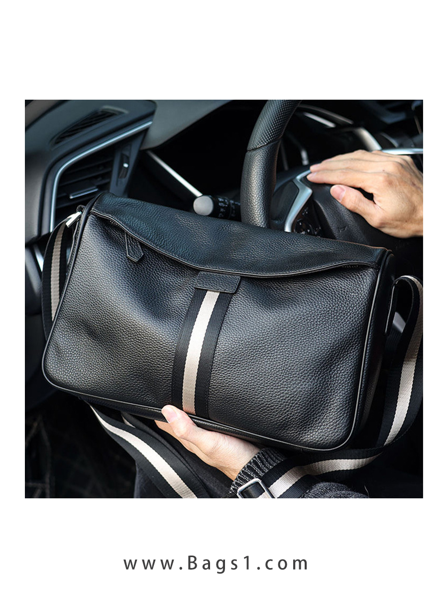 Med Shoulder Bag（中号单肩）