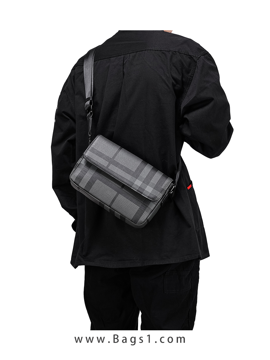 Med Shoulder Bag（中号单肩）